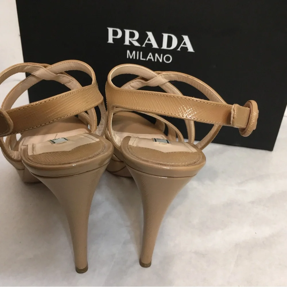 Prada Strappy Beige Patent Leather Platform Sandals Size 39 made in Italy - Picture 11 of 13